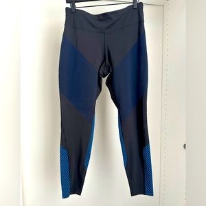 GAP FIT sculpt compression leggings size L